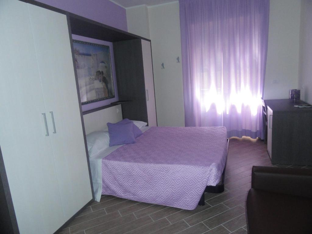 ホテル B＆B バルダッサーレ ミラノ 部屋 写真